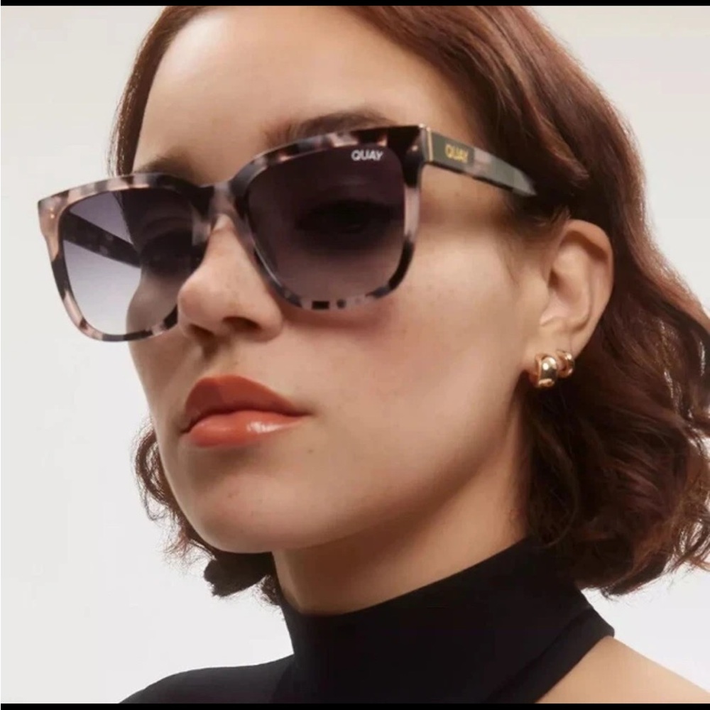 Quay Women's It's My‎ Way black multi fade Cat Eye Sunglasses new in pouch